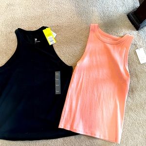 2 nwt women’s tank tops, size l
